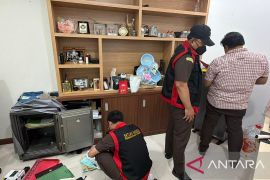 Kejati Kaltim geledah Kantor Dinas ESDM soal korupsi tambang