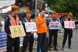 Tekan risiko kecelakaan, KAI Divre II Sumbar kolaborasi dengan komunitas sosialisasikan keselamatan di perlintasan sebidang