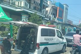 Dinkes Pasaman Barat siagakan ambulans di posko Lebaran