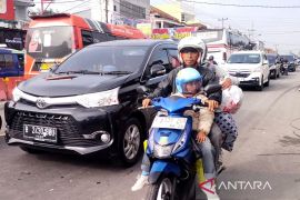 Pasar Limbangan Macet, Jalur Mudik Bandung-Tasik Tersendat