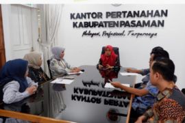 Koordinasi internal tata usaha terkait kebijakan WFA dan penjadwalan piket Lebaran