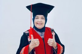 Perjuangan dan ketekunan Prof. Meri Yarni, bukti kesuksesan bisa diraih siapa saja
