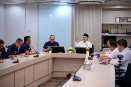 Menkop temui Dirut Agrinas bahas percepatan gerai Kopdes MP