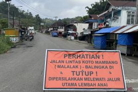 Pemprov Sumbar putuskan tetap tutup ruas Malalak demi keamanan pemudik