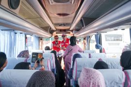 Pertamina lepas 125 pemudik lewat program Mudik Gratis MyPertamina 2026 di Makassar