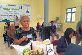 Bulog Kediri salurkan bantuan pangan untuk 34.296 warga Kota Kediri