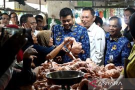 Gubernur Sumut pastikan harga bahan pokok stabil jelang Idul Fitri