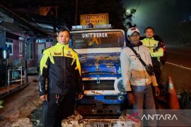 Polres Bogor siagakan armada derek di Jalur Puncak saat mudik Lebaran