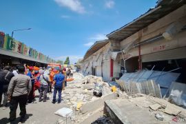 Pemkab Bandung memastikan kompensasi usai ambruknya Pasar Sehat Soreang