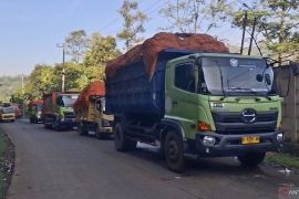 TPA Sarimukti buka operasional 24 jam pada H-1 Lebaran antisipasi lonjakan volume sampah