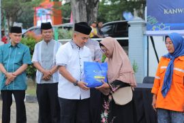 Kemenimipas kolaborasi bersama BRI gelar bakti sosial salurkan 200 paket sembako di Jambi