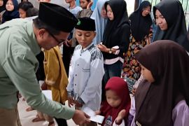 Sarana Global Quarry berikan santunan anak yatim di Lampung Timur