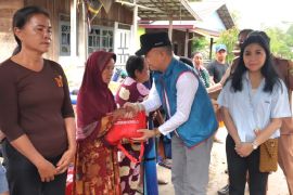 Pemkab Gumas gerak cepat bantu belasan kepala keluarga korban kebakaran