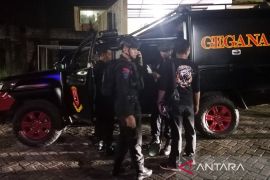 Kapolda Jatim pantau langsung olah TKP ledakan masjid di Jember