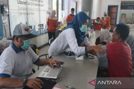 Pemkot Pekalongan siagakan layanan kesehatan pengemudi bus Lebaran