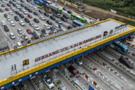 H-4 Lebaran, 21.329 kendaraan masuk GT Kalikangkung Semarang