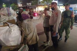 Jelang Lebaran, petugas gabungan gelar operasi PPKS di Jaksel