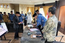 Gubernur Gorontalo: Pengukuhan Komisaris BUMD perkuat ekonomi daerah