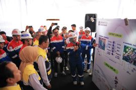 Pertamina Patra Niaga RJBB-Wamen ESDM tinjau distribusi energi di wilayah Jabar