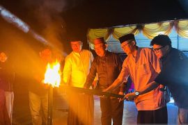 Wakil Rektor UNG buka Festival Tumbilotohe di Kampus IV