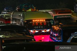 Call Center 133 Jasa Marga bantu pengguna jalan yang alami darurat