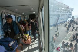 KSOP: Arus balik Lebaran di Tanjung Perak 13 ribu per hari