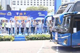 Polri berangkatkan 4.009 pemudik, Jasa Raharja dukung keselamatan