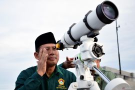 Pengamatan hilal penentuan 1 Syawal di Blitar