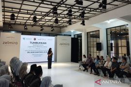 Pihak keluarga masih persiapkan pemakaman Michael Bambang Hartono