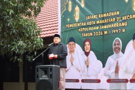 Wali Kota Makassar tutup Safari Ramadan di Pulau Barrang Lompo