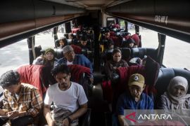 8.066 pemudik diberangkatkan dari Terminal Poris Kota Tangerang