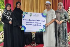 2.000 paket sembako dibagikan oleh CSR Bank Kalsel di Balangan