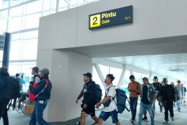 Pergerakan penumpang di Bandara Hasanuddin naik jelang Lebaran