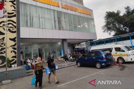 Penumpang tertahan di Terminal Leuwipanjang efek one way mudik