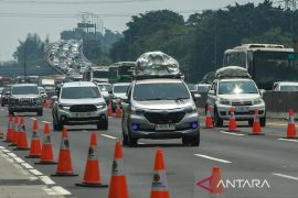 Sebanyak 41 ribu kendaraan melintasi Tol Cipali selama delapan jam