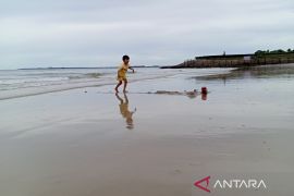 BMKG perkirakan pesisir Kaltim pasang tinggi saat Lebaran