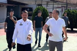 Dirjenpas monitoring Lapas Serang, pastikan layanan Idul Fitri lancar