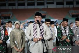 Bupati Bogor sediakan doorprize bagi jamaah yang ikuti salat id Stadion Pakansari