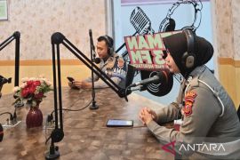 Polisi siarkan info arus Puncak lewat radio, pemudik diminta waspada