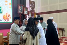 Bupati sebut open house Idul Fitri momentum pererat silaturahim ke masyarakat Kotim