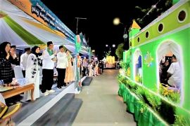 Semarak malam Lebaran di Muara Teweh