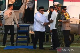 Presiden Prabowo tiba di Aceh untuk salat Id bersama penyintas bencana