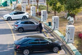 Infrastruktur pengisian daya EV di China lampaui 21 juta unit