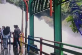 Taman Wisata Alam Bantimurung Maros jadi pilihan warga nikmati libur Lebaran