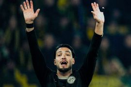 Epic Comeback! Sempat Tertinggal 0-2, Dortmund Hajar Hamburg 3-2