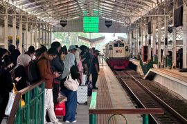 Stop aktivitas di jalur rel, KAI Divre II Sumbar tekankan pentingnya keselamatan bersama