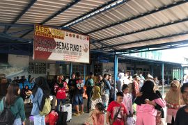 267 Personel amankan pelabuhan antisipasi lonjakan arus balik di Ambon