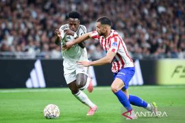 Vinicius isyaratkan teken kontrak baru di Madrid