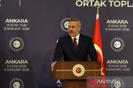 Menteri: Tanker minyak Turki diserang kapal nirawak di Laut Hitam