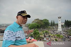 Gubernur tekankan pedagang utamakan perjamuan di kawasan wisata